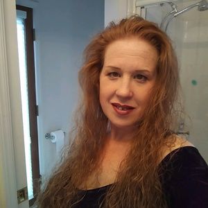 Meet your Posher, Gayle